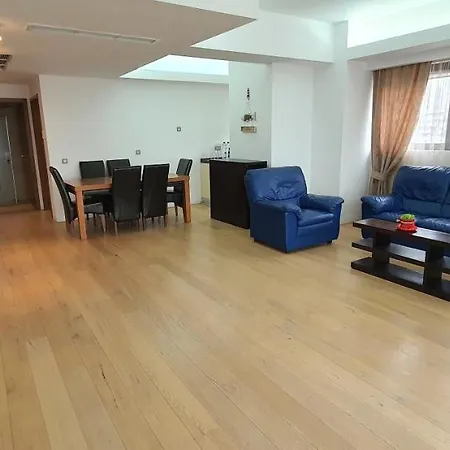 Beachfront Seaview Royal Boutique Apartments Spectrum Residence By Neversea Beach Apartament *